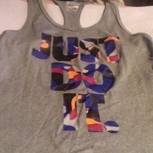 Nike tee small